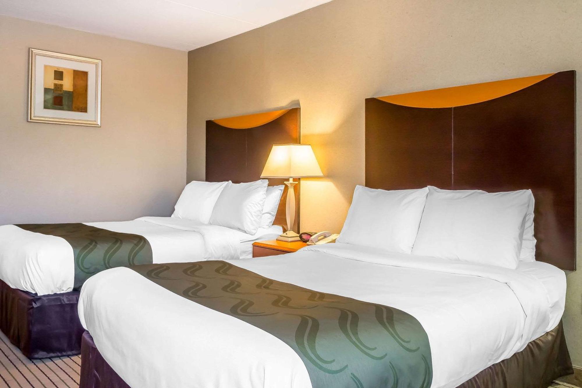 Quality Inn Spring Valley - Nanuet Exterior foto